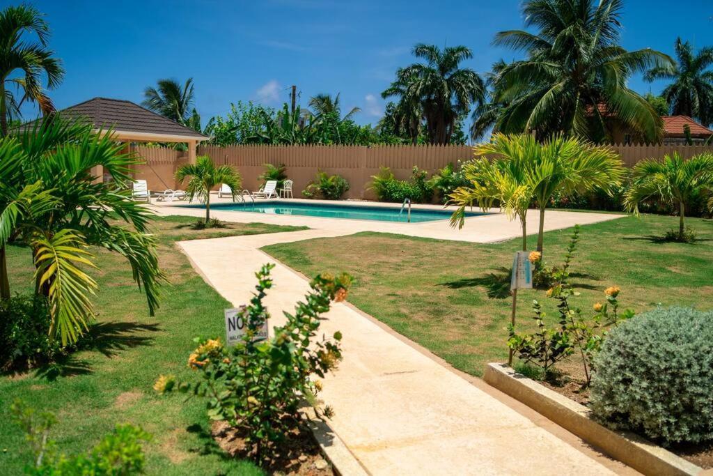 Ubuntu De La Villa- Palm View Estate Mammee Bay 외부 사진
